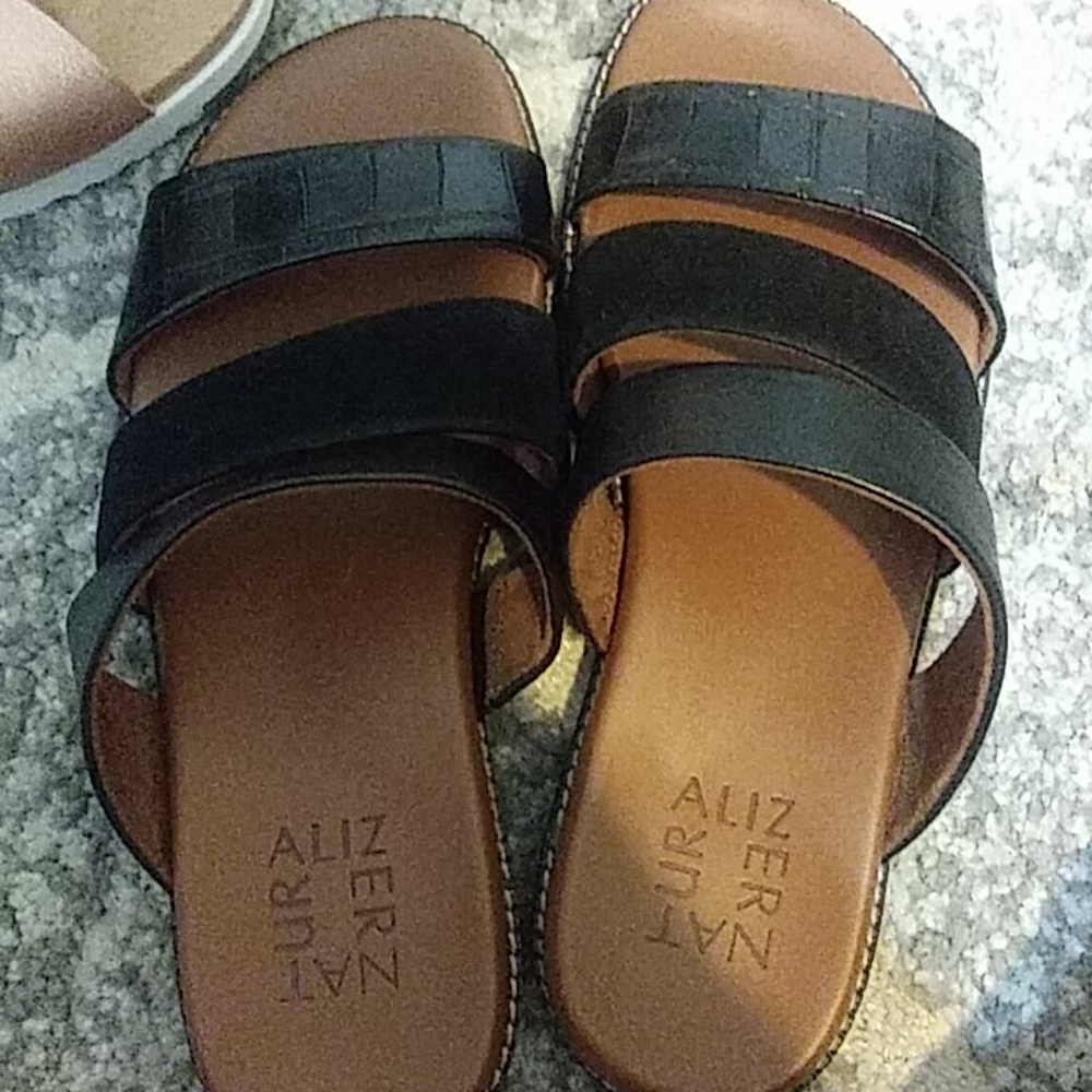 Shoes - Picture 2 of 2